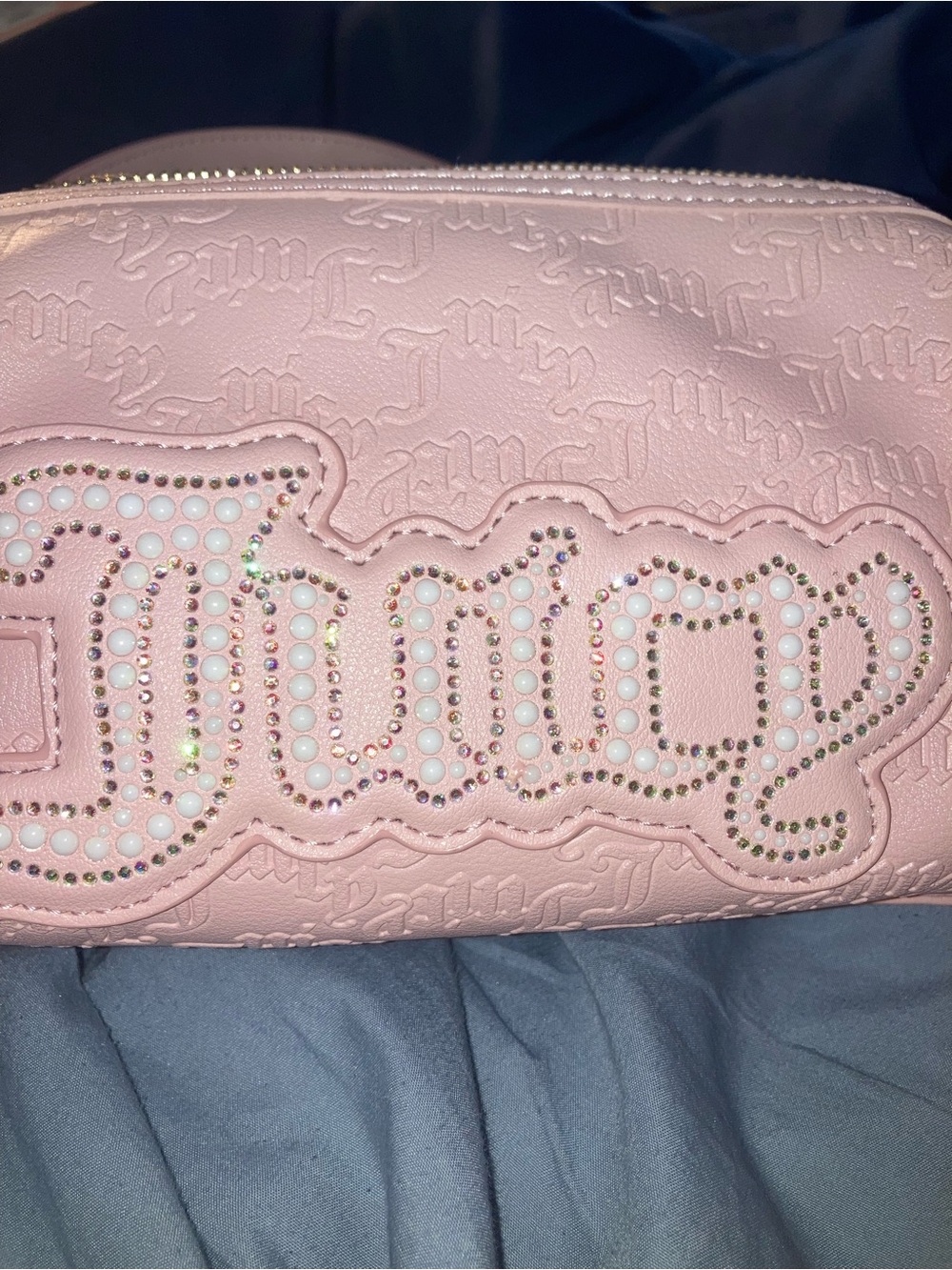 Juicy Couture Light Pink Embossed Logo Roll Bag/Mini Crossbody - Picture 2 of 6